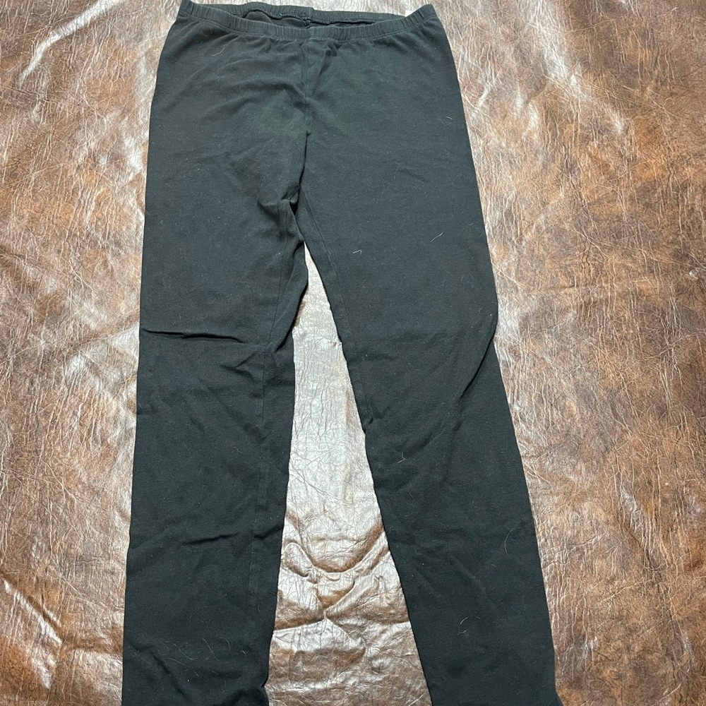 Black leggings